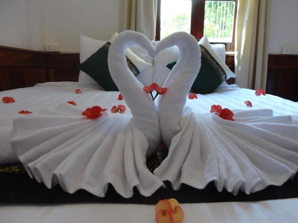Moon'S House Hotel Luang Prabang Buitenkant foto