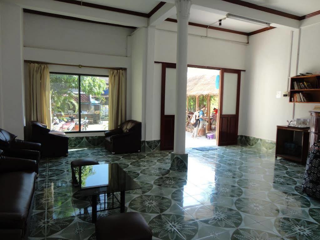Moon'S House Hotel Luang Prabang Buitenkant foto